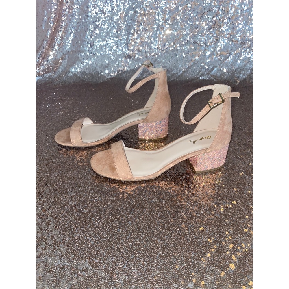 ‼️SOLD‼️ Blush Suede Sandals